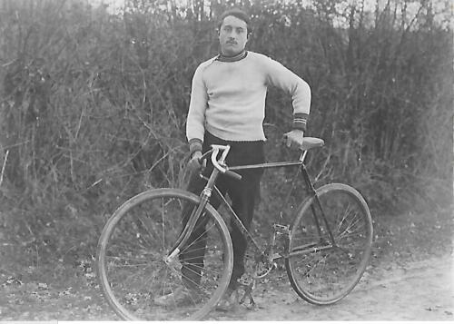 Cycliste Léon Bonnetaud (1910)